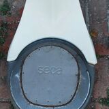 Libra weighs pharmacy person