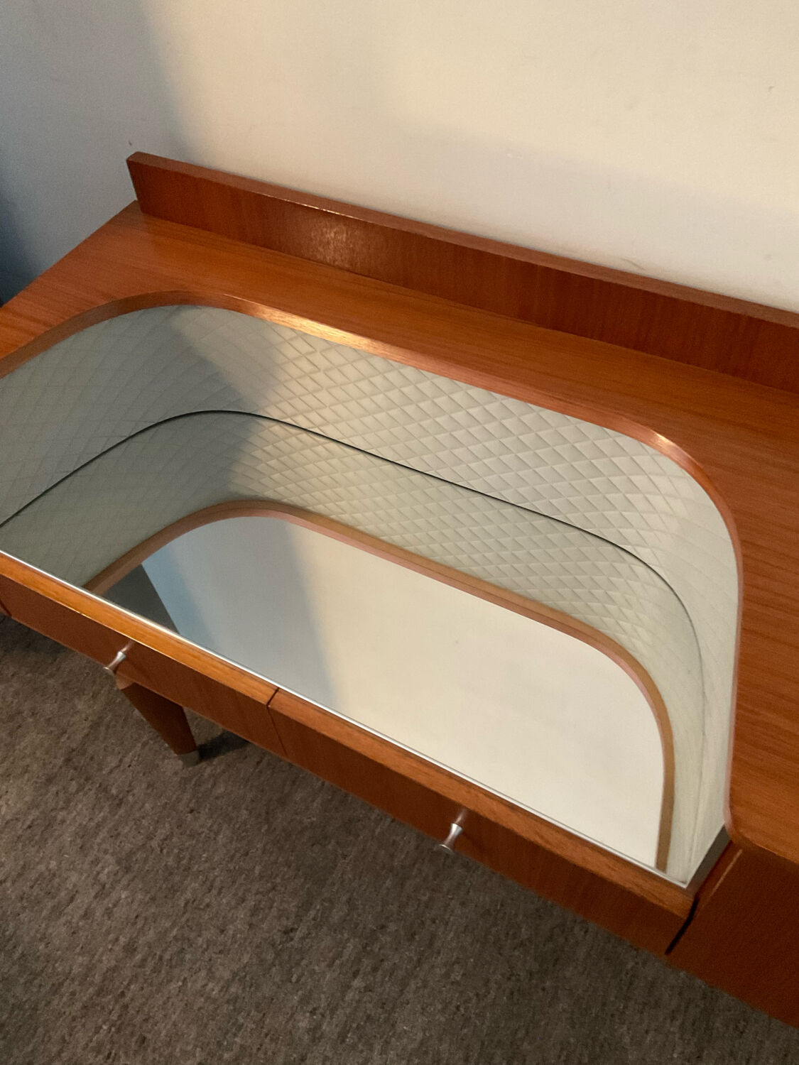 Enfilade Scandinavian tv cabinet of the 60s in teak