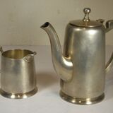 Silver-plated metal coffee pot and milk jug