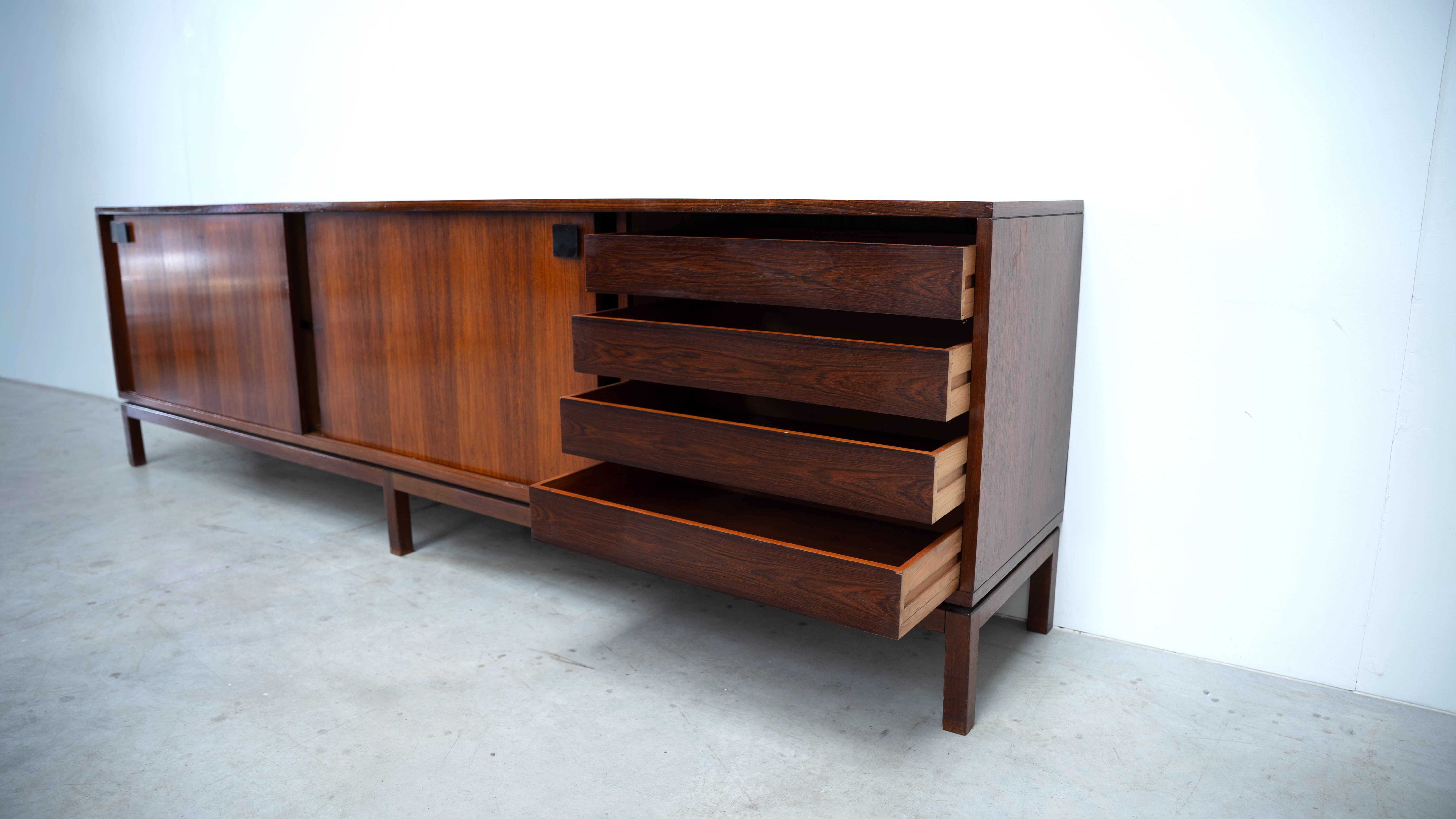 Buffet Alfred Hendrickx 440 pour Belform