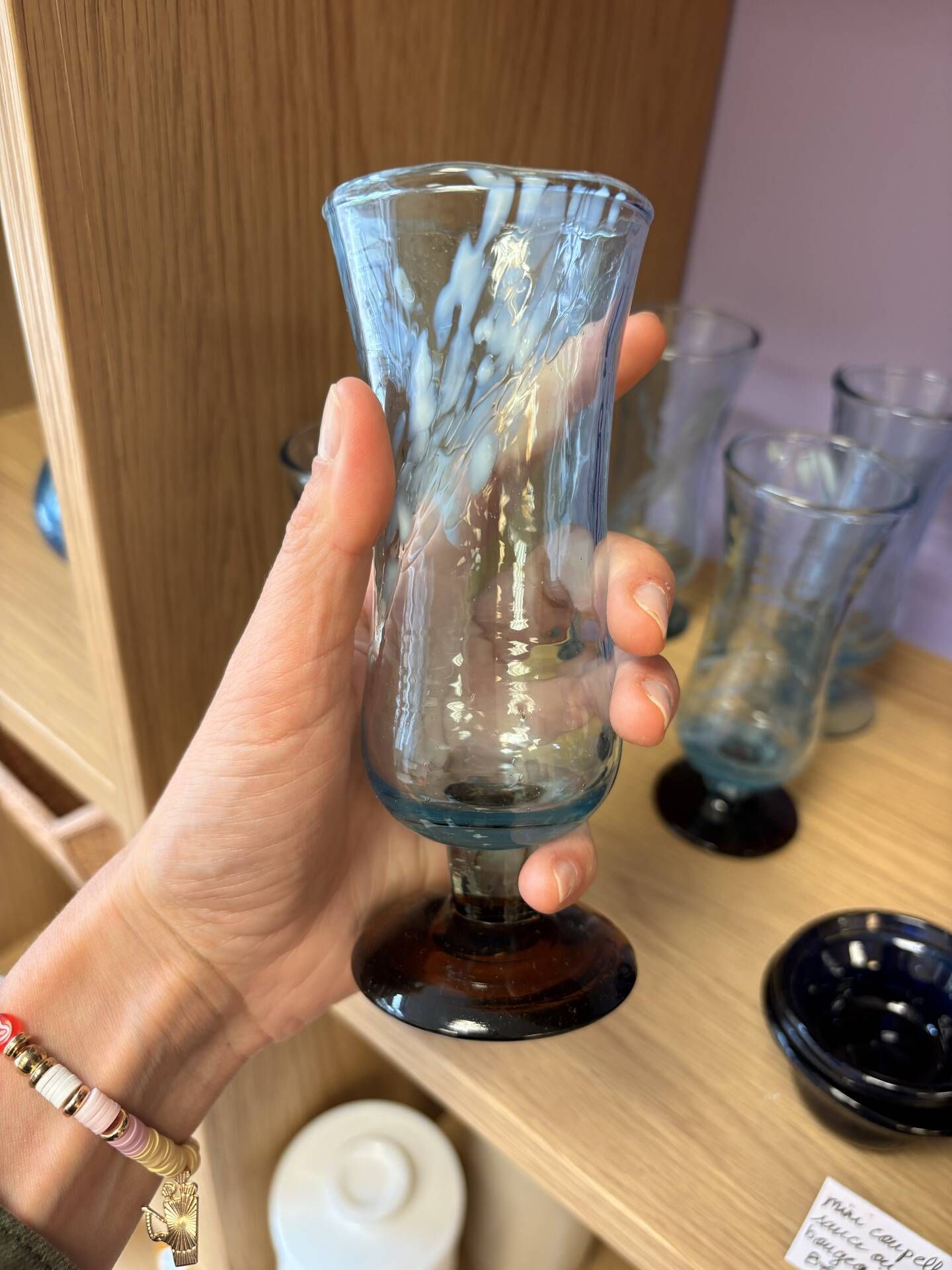 Set of 5 champagne flutes / hand-blown glass juice glasses.