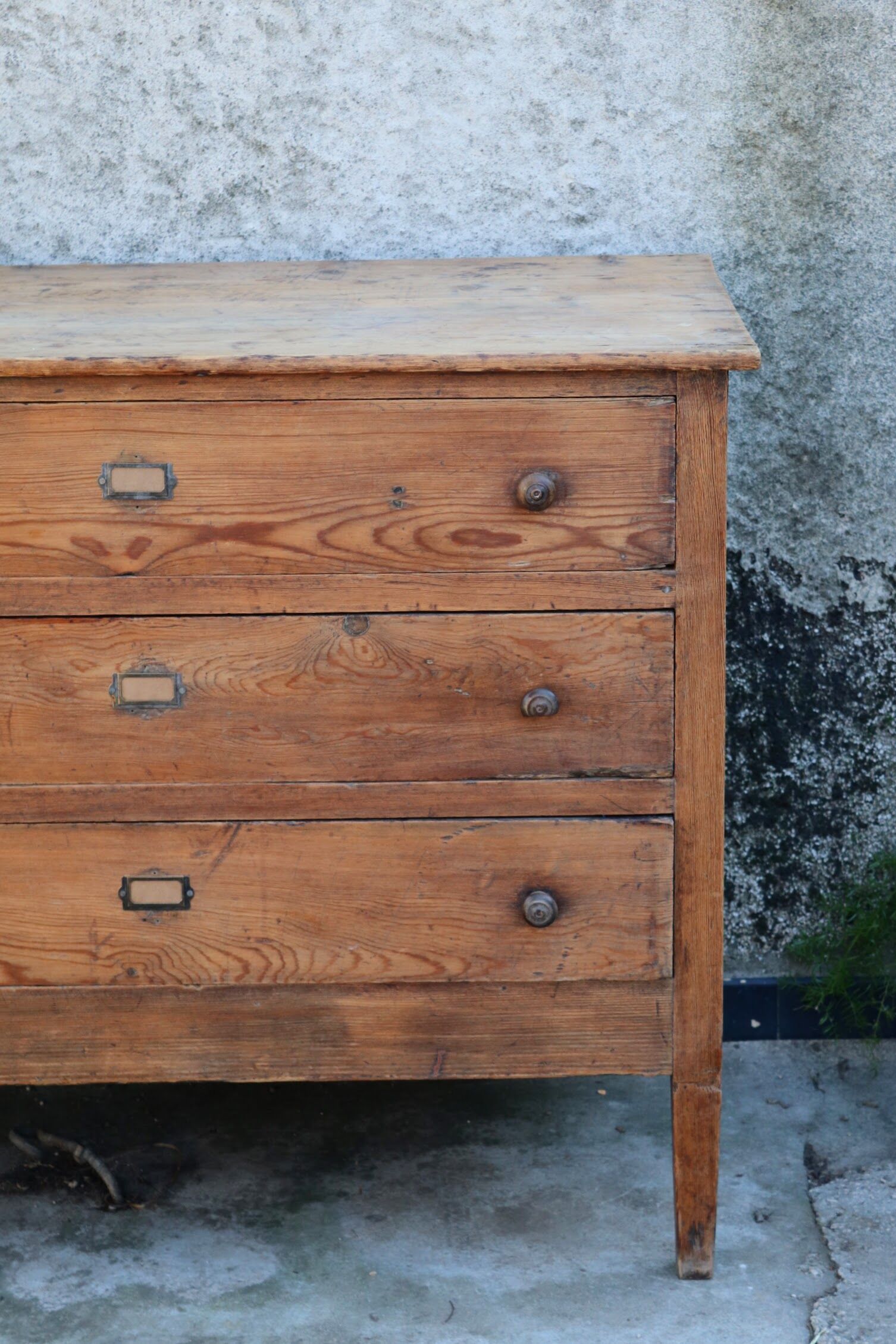 Chest of drawers in solid wood 19th