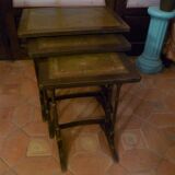 Nesting tables in wood and leather
