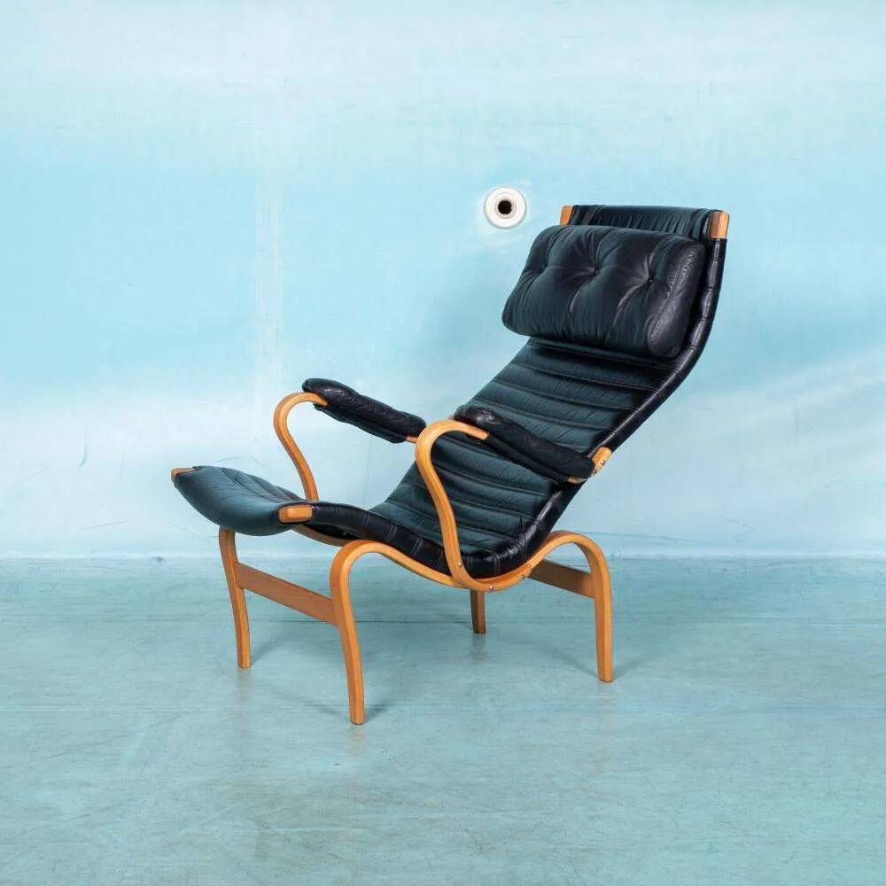 Design lounge armchair & ottoman 70s Bruno Mathsson Pernilla