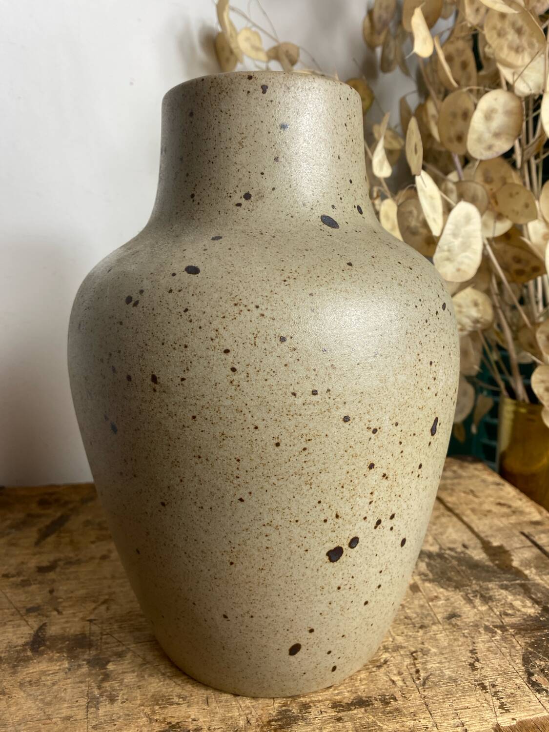 Pyrite stone vase from Annon clay