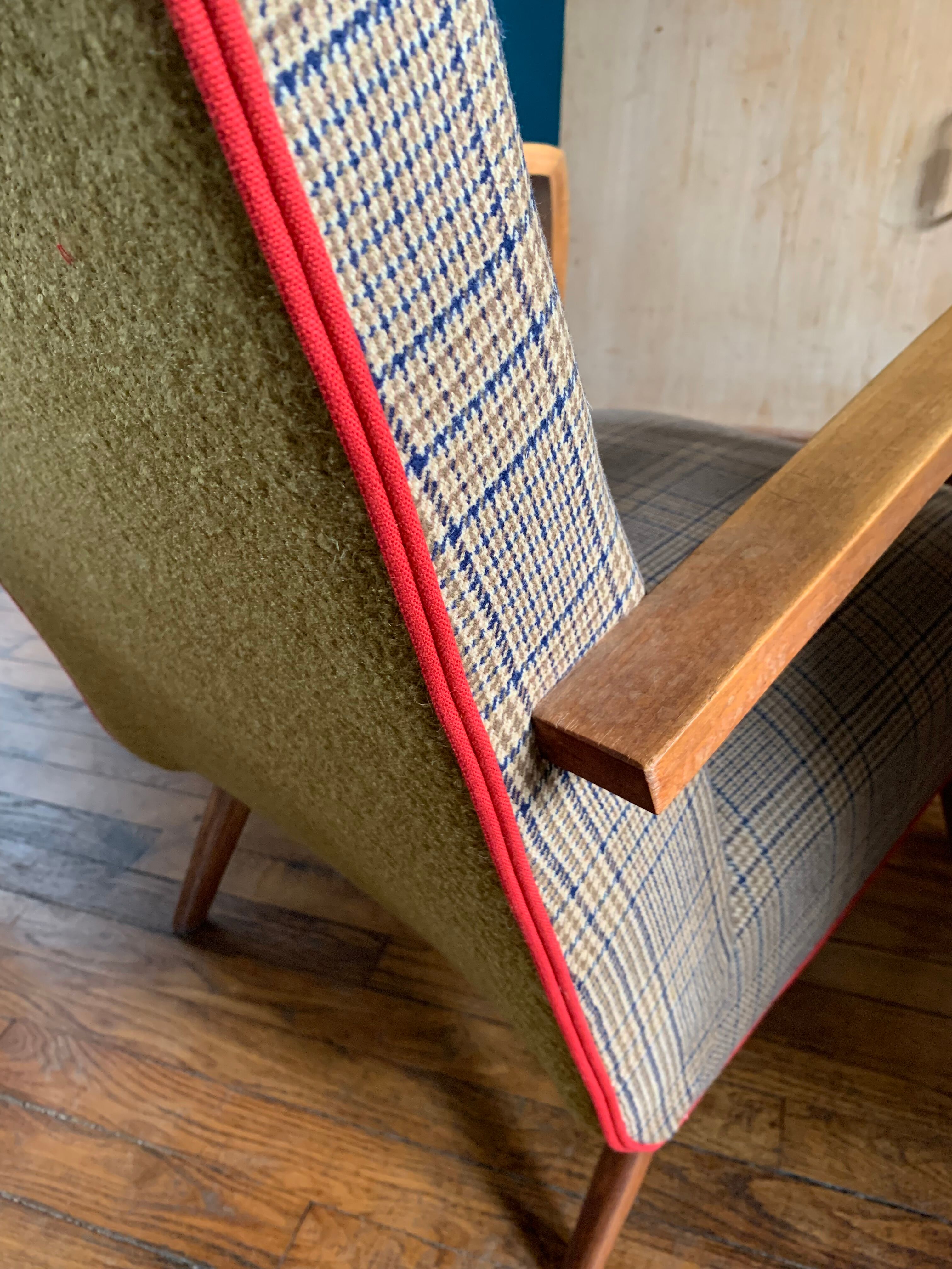 Pair of vintage scottish armchairs