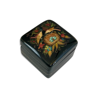 Russian lay box. Miniature palekh