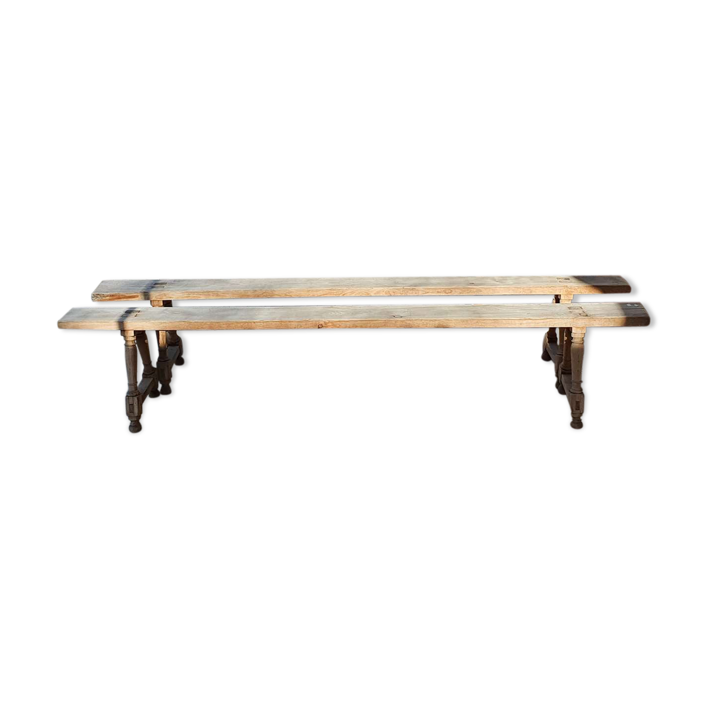 Pair of old decapes benches