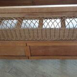 Rattan bed