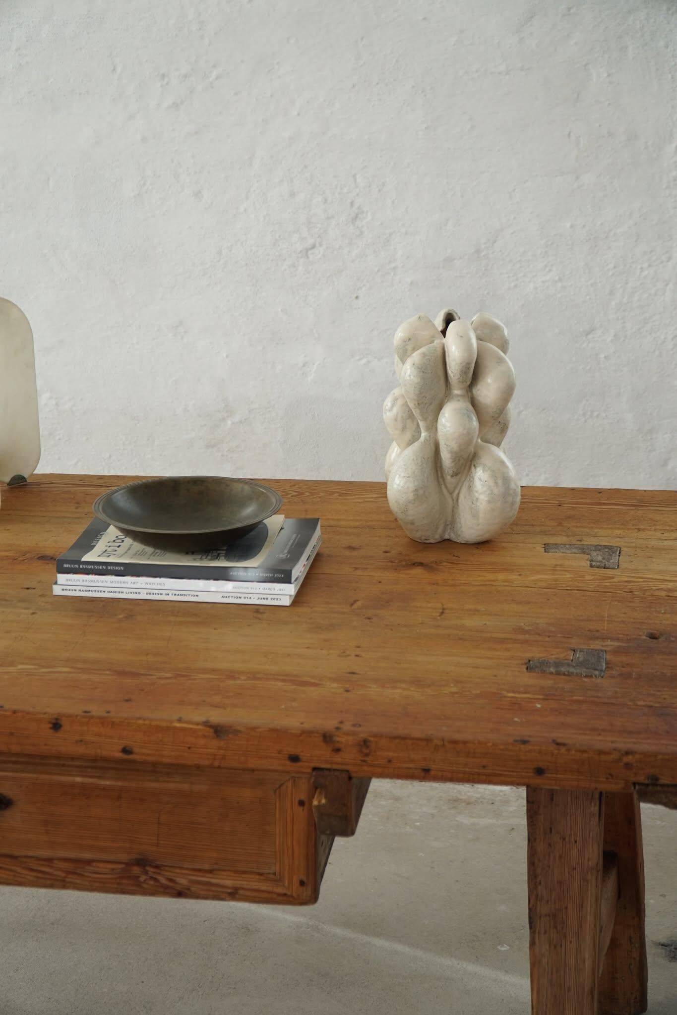 Dining table / desk in primitive French pine from the 18th century with a drawer.
