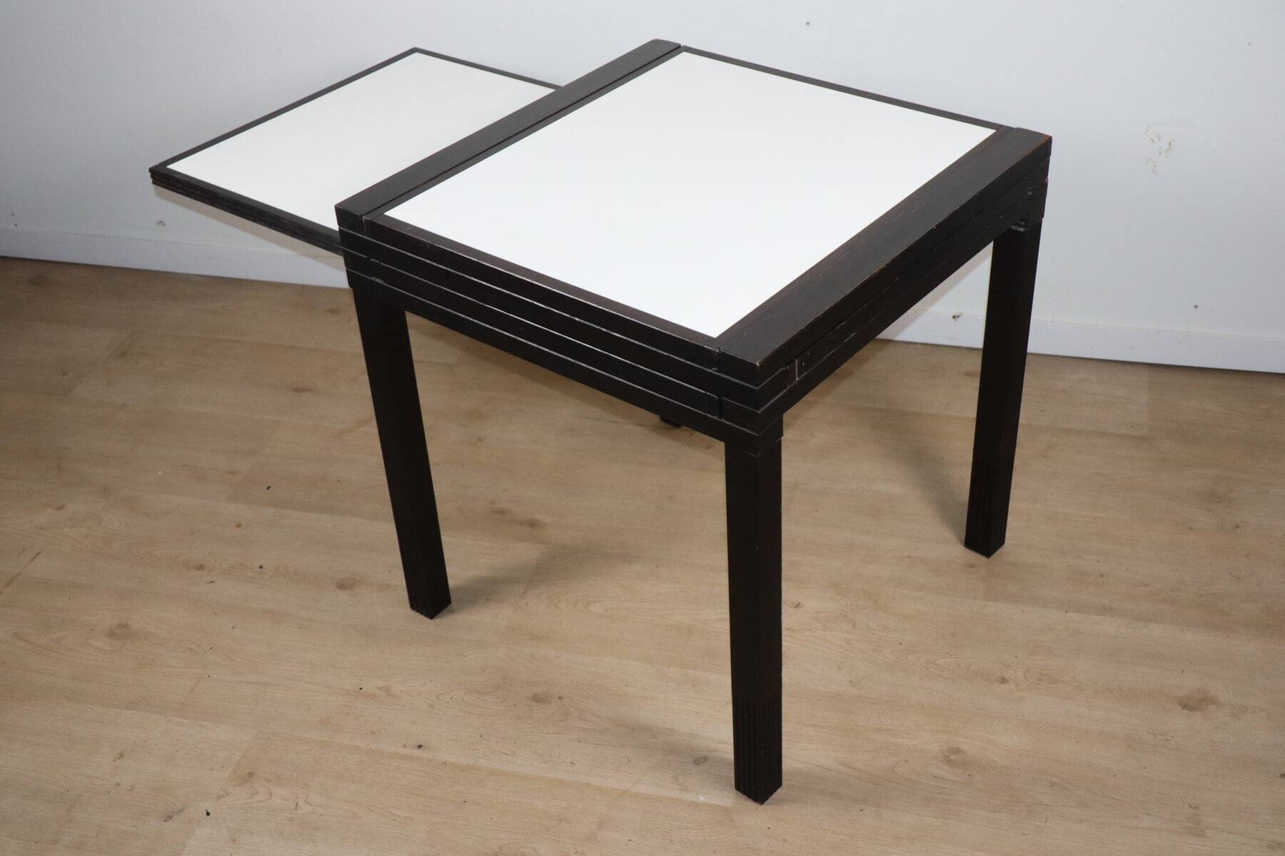 Modular bi-colour table by Bernard Vuarnesson - 1980s