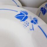 5 Roselys deep plates, vine pattern