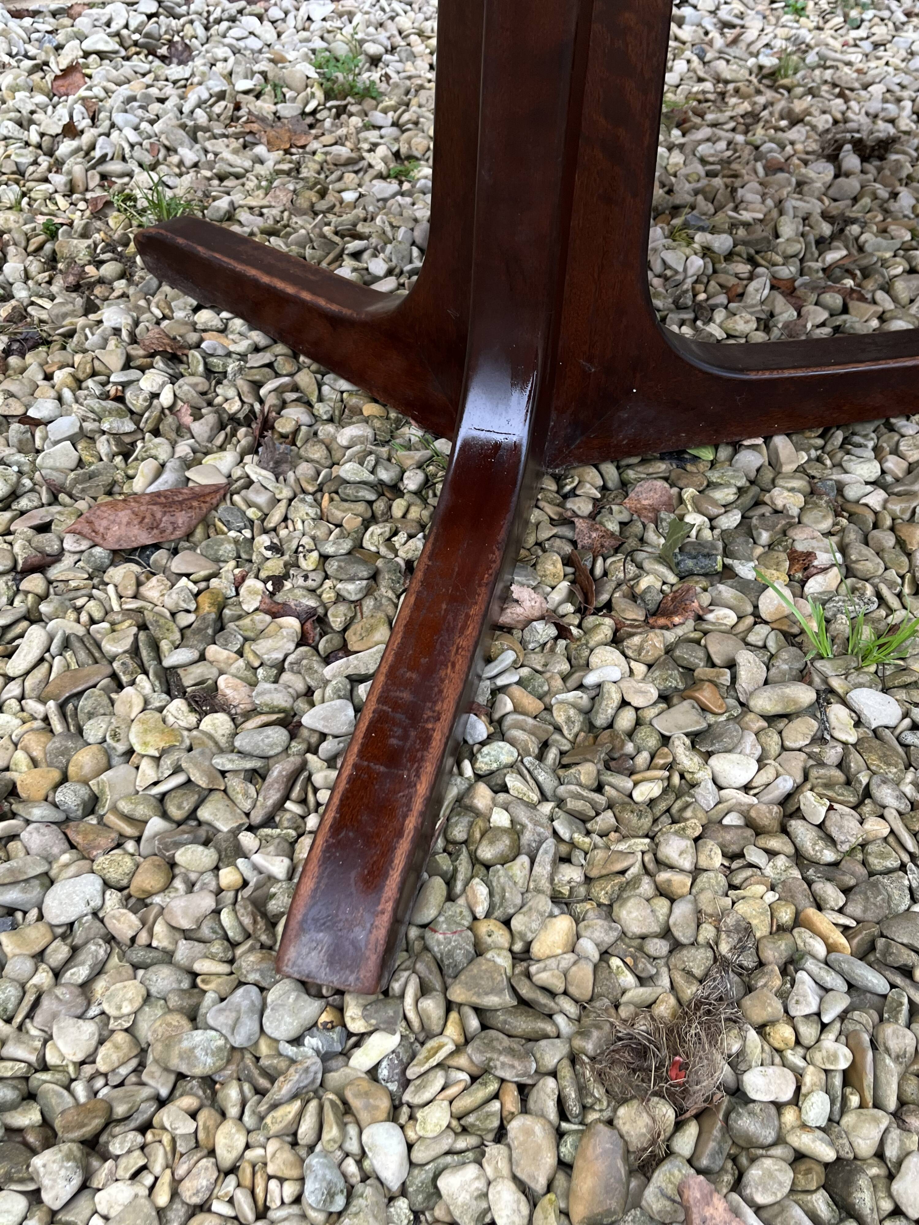 Baumann design oval dining table