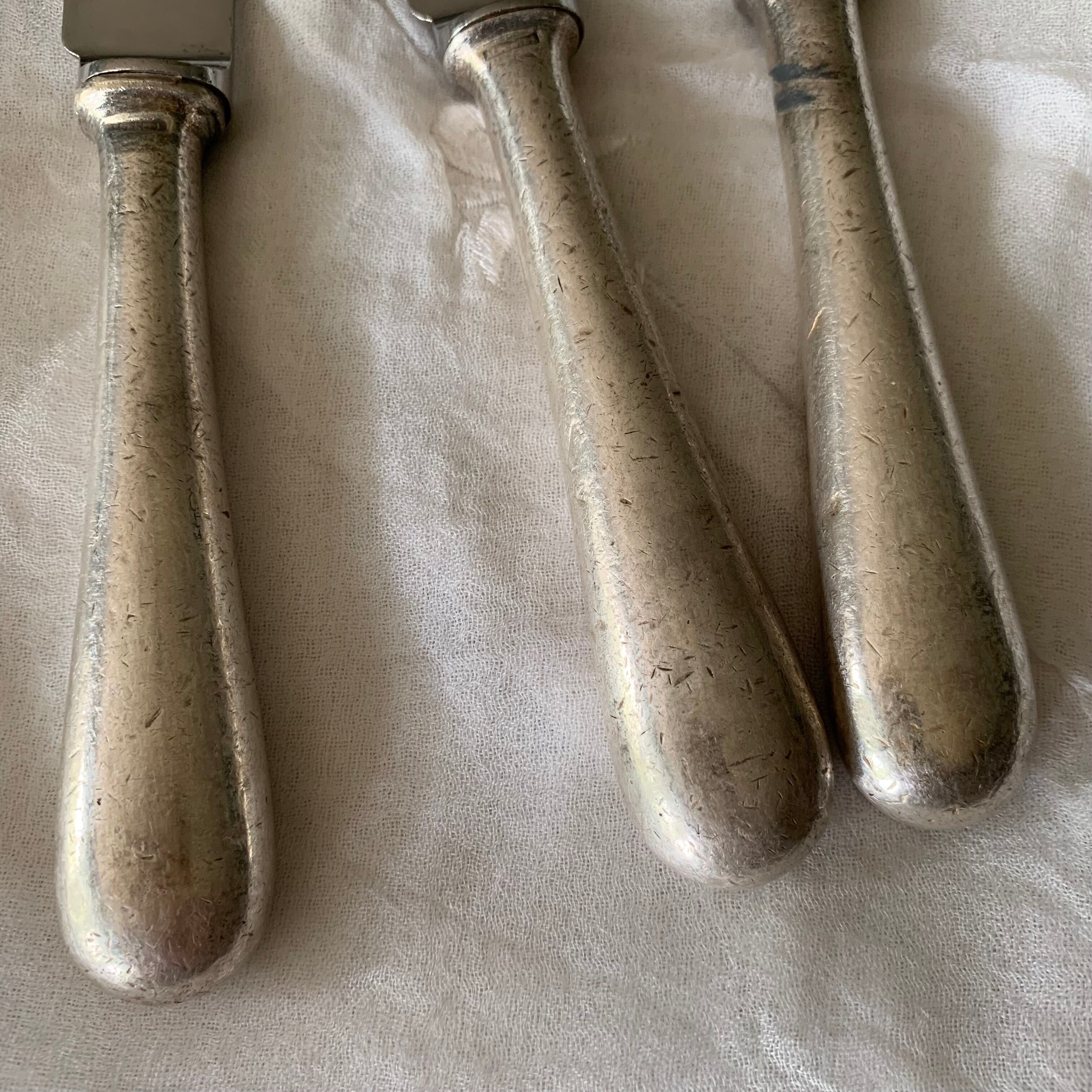 Silver metal cutlery lot