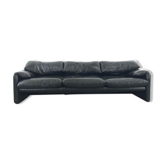 Maralunga 3-Seat Sofa in black leather by Vico Magistretti for Cassina