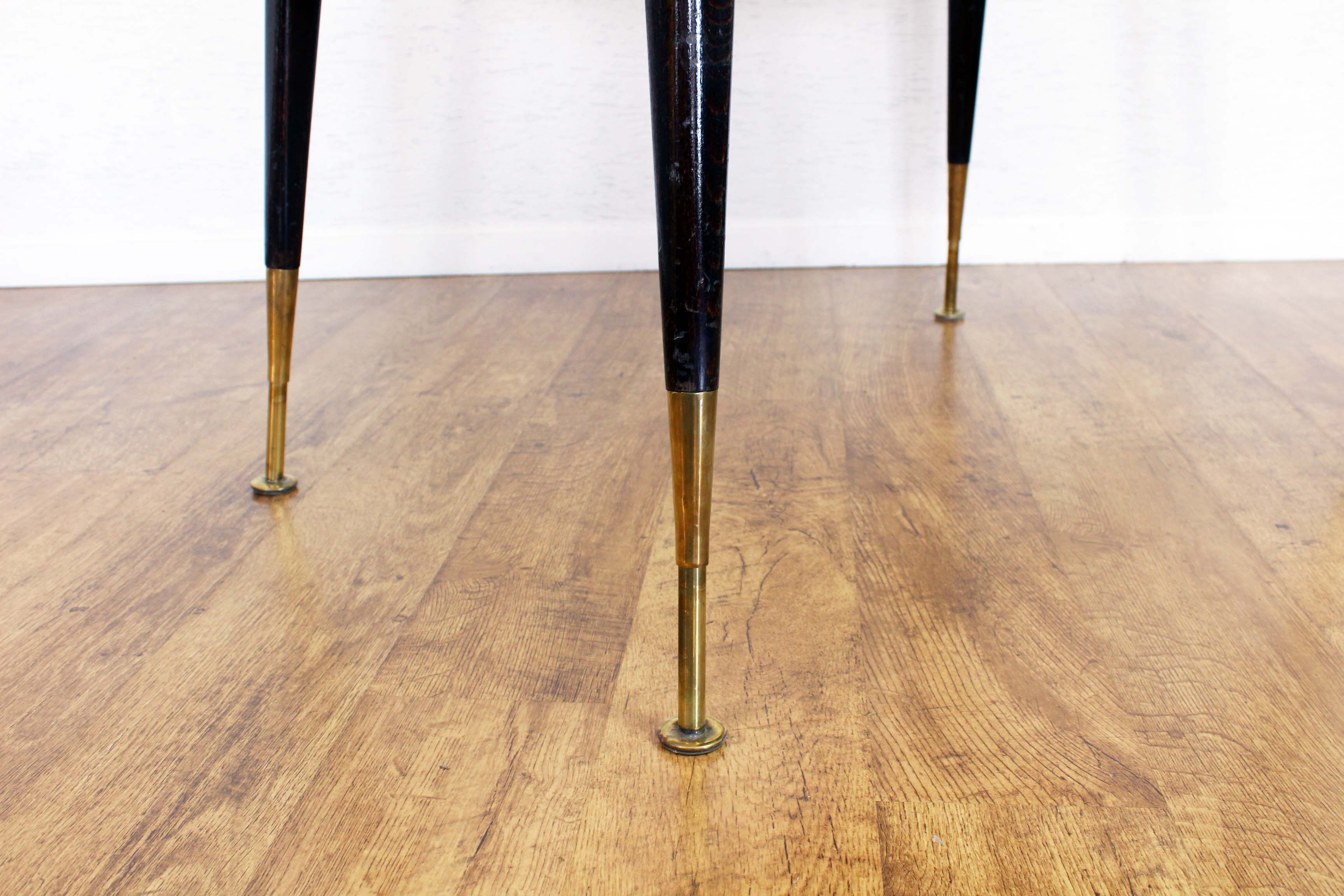 Dining height adjustable table