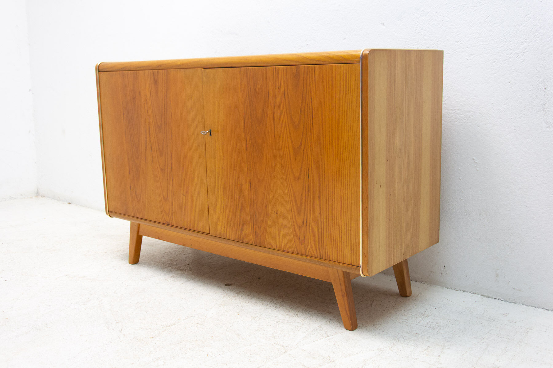 Mid century sideboard by Hubert Nepožitek & Bohumil Landsman for Jitona, 1970´s