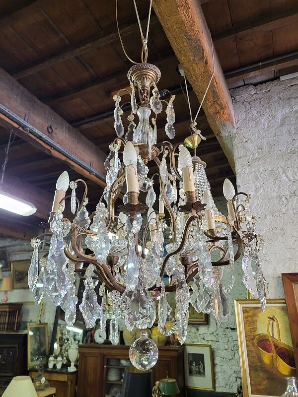 Chandelier with tassels 8 bulbs