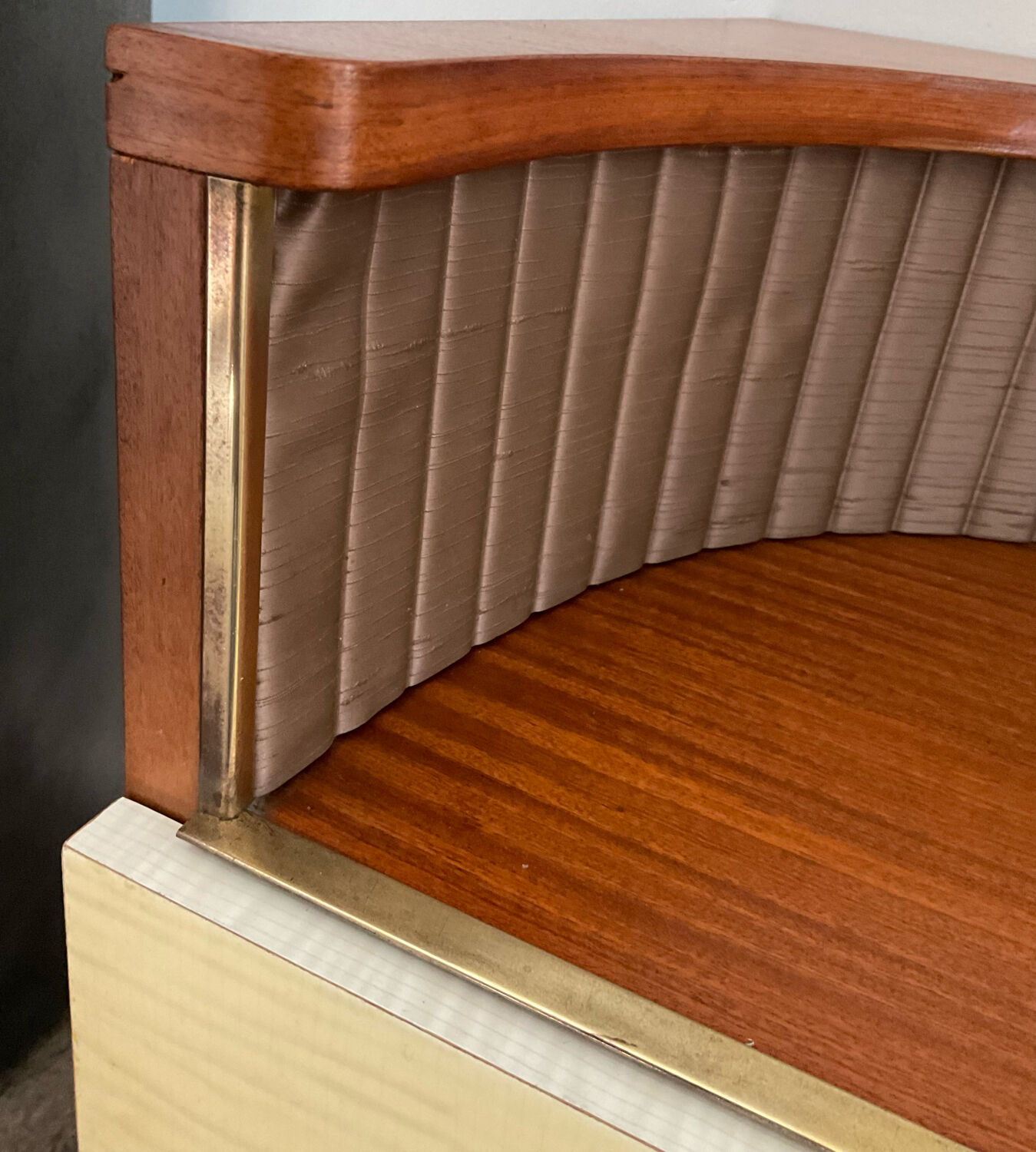 Enfilade vintage tv furniture from the 60s