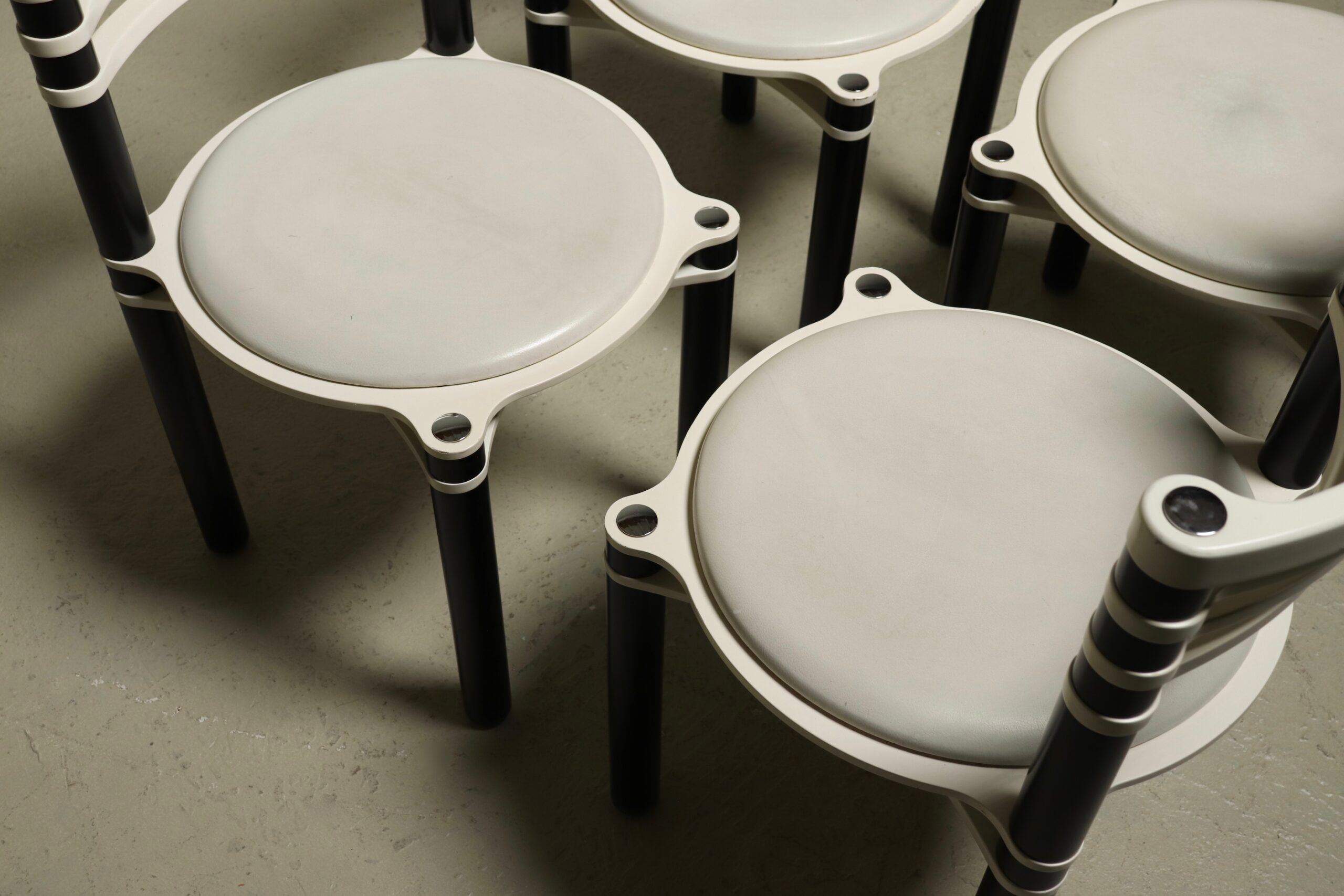 Set of 4 dining chairs model 6800 by Kurt Thut for Dietiker, 1980s
