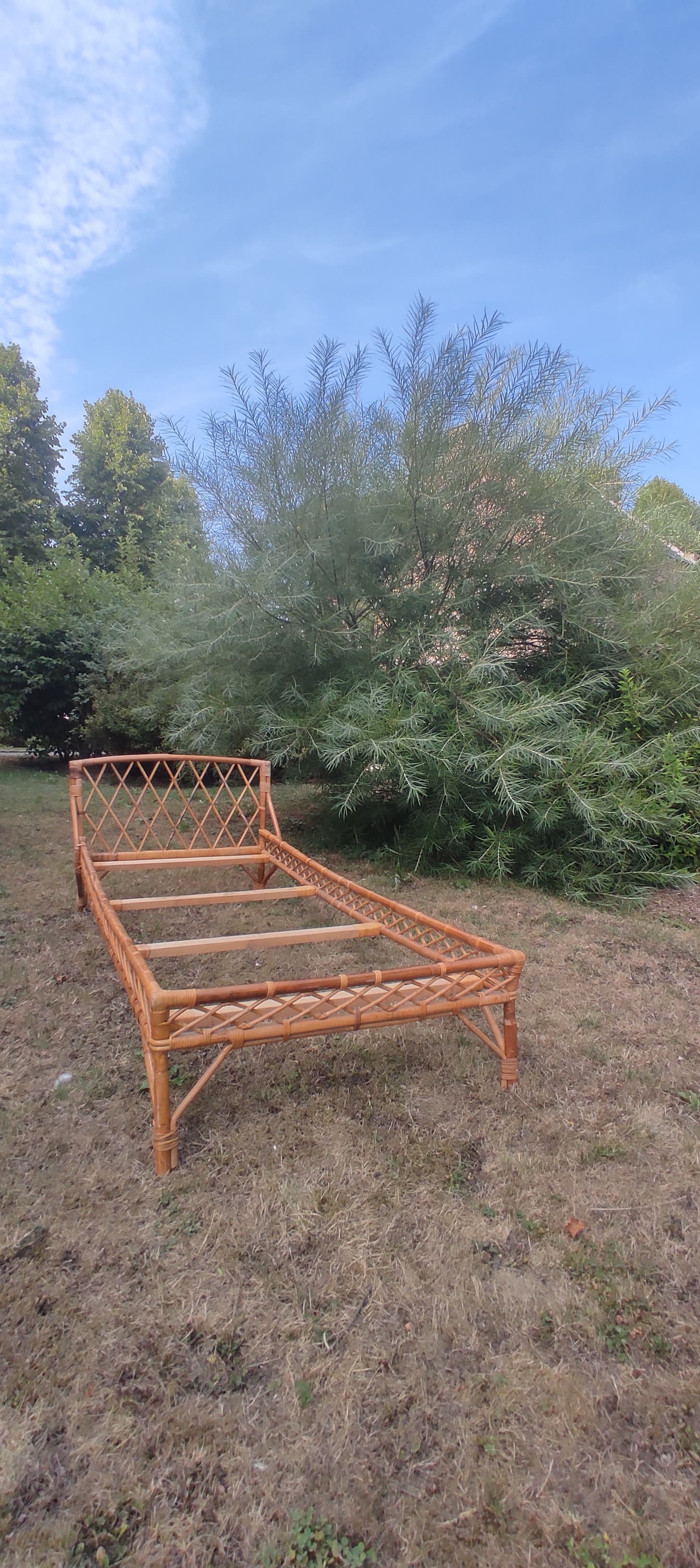 Rattan bed 1 place, 60s