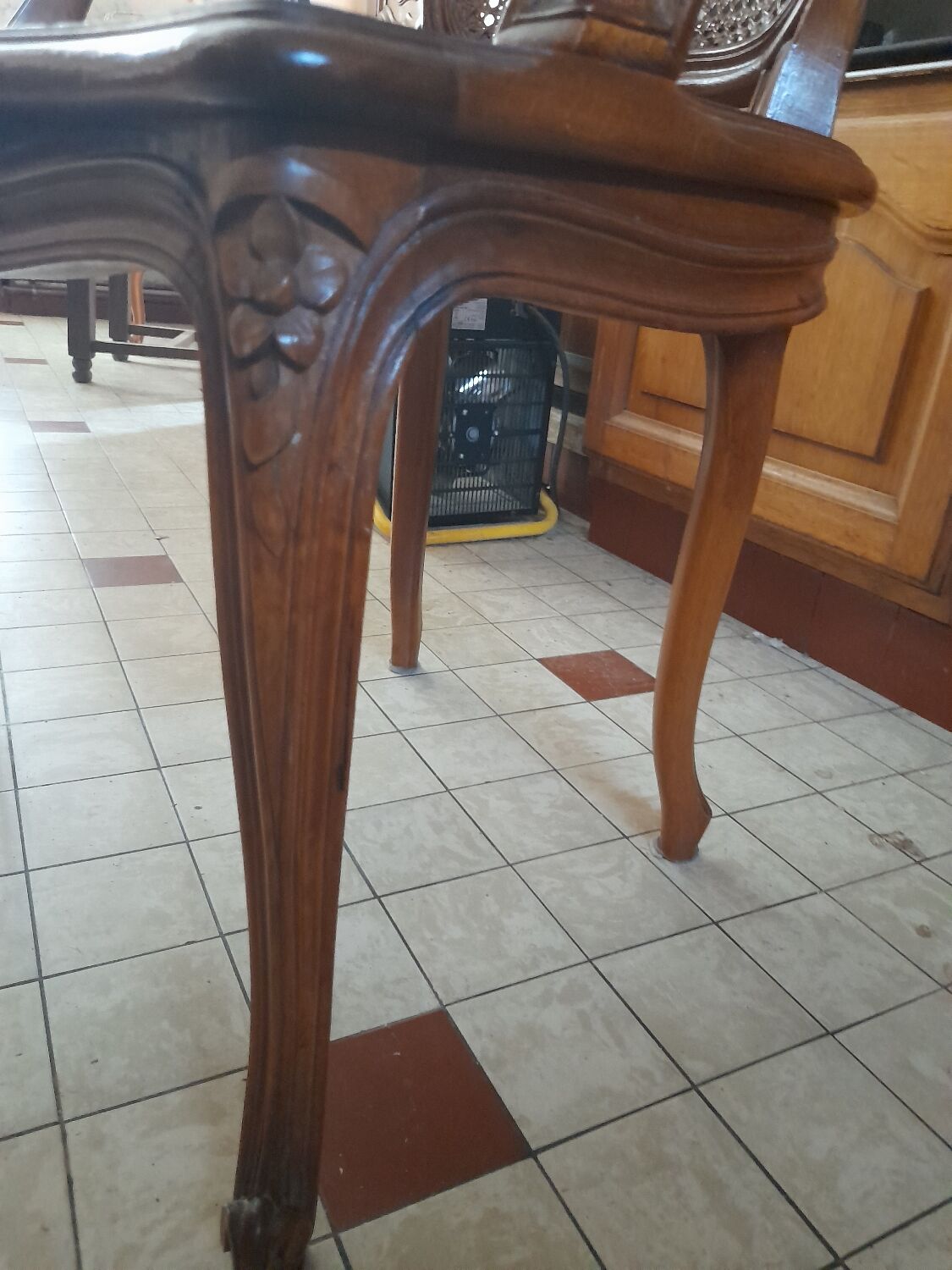 Fauteuil louis XV bois et cannage