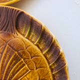 Lot de 2 plats en barbotine Sarreguemines décor poissons