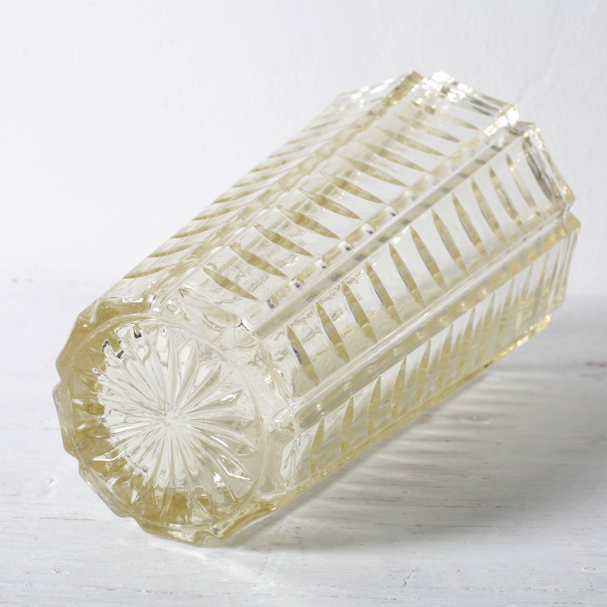 Vase à fleurs en verre jaune doux des années 50 / Fidenza / Italie