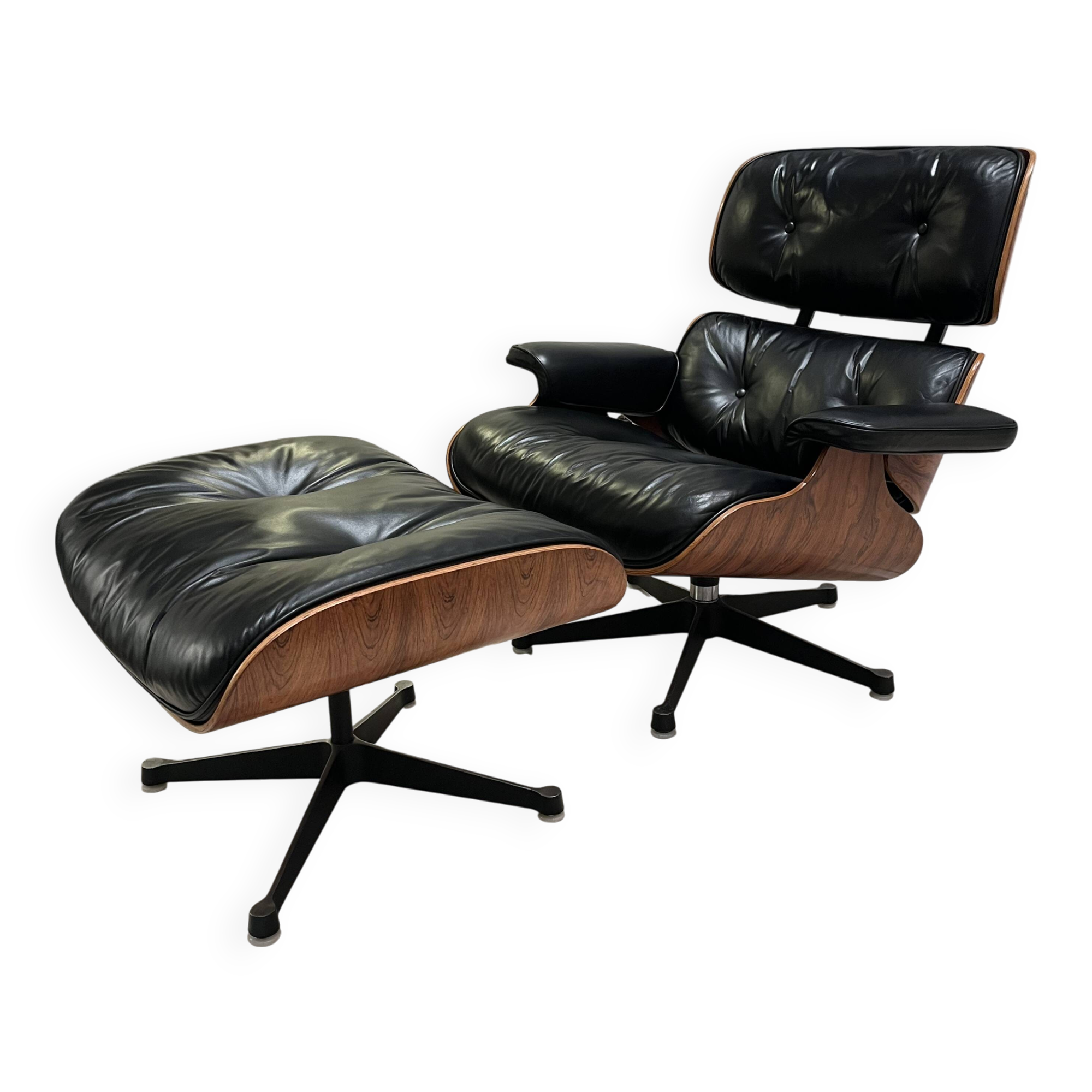 Charles & Ray Eames Lounge Chair & Ottoman, International Furniture