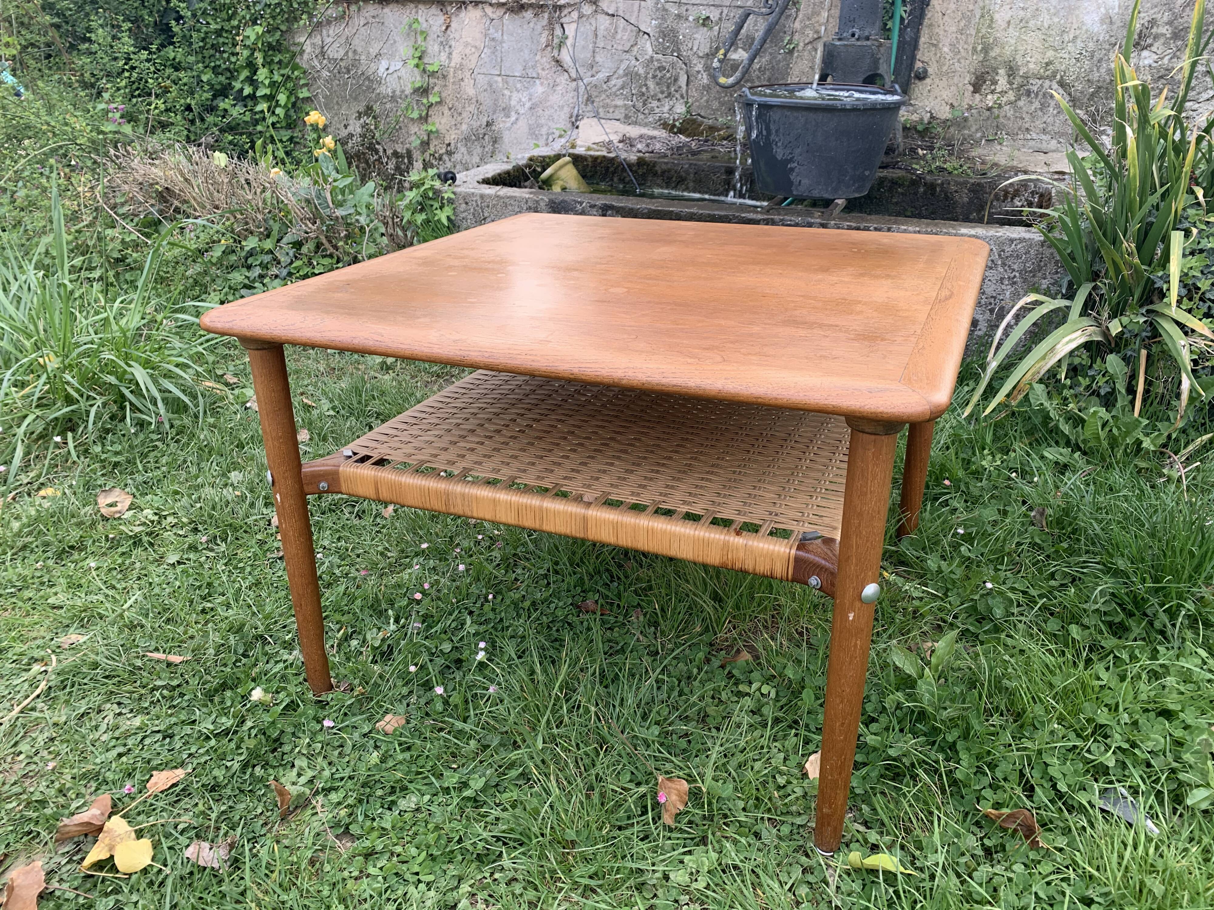 Danish coffee table in teak 60s