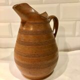 Vernified sandstone pitcher