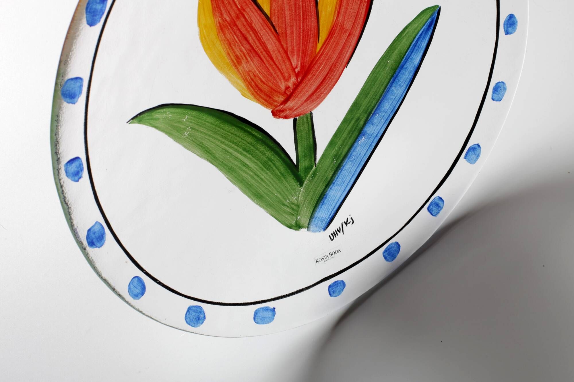 Vintage Kosta Boda Tulip Flower platter by Ulrica Hydman Vallien / Sweden