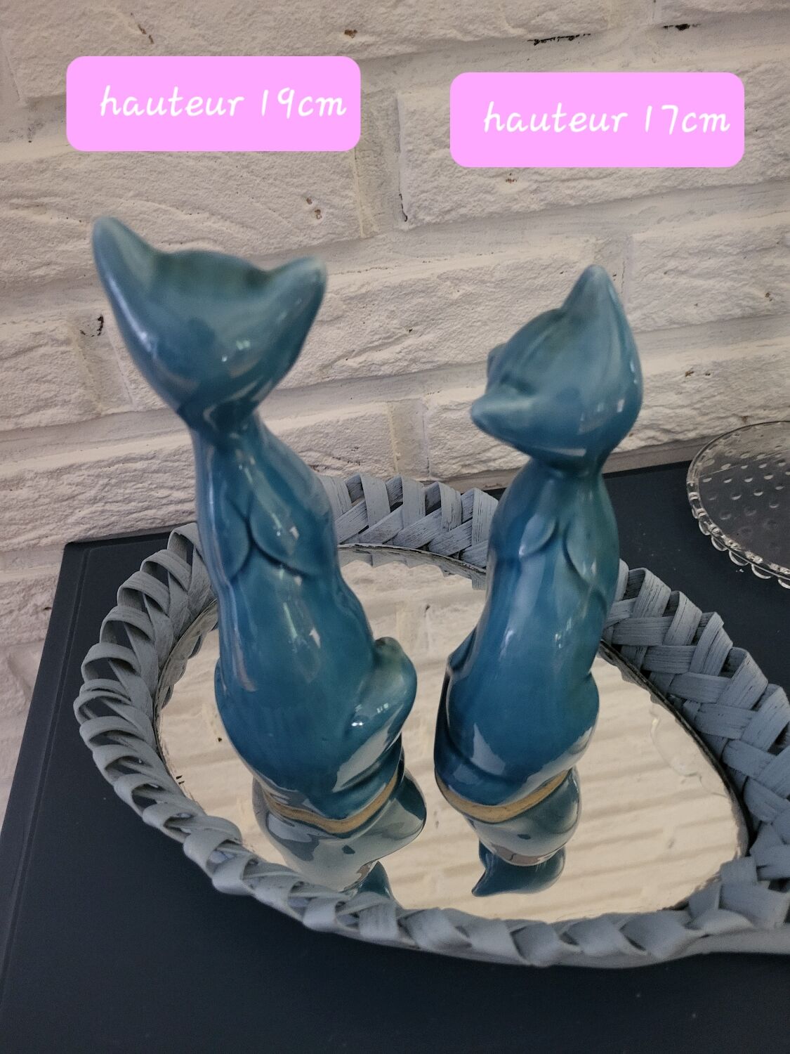 Ceramic cats
