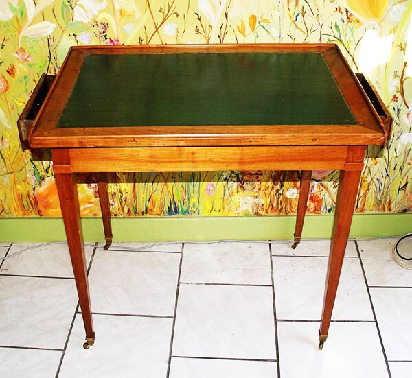 Petite table à écrire  Louis XVI