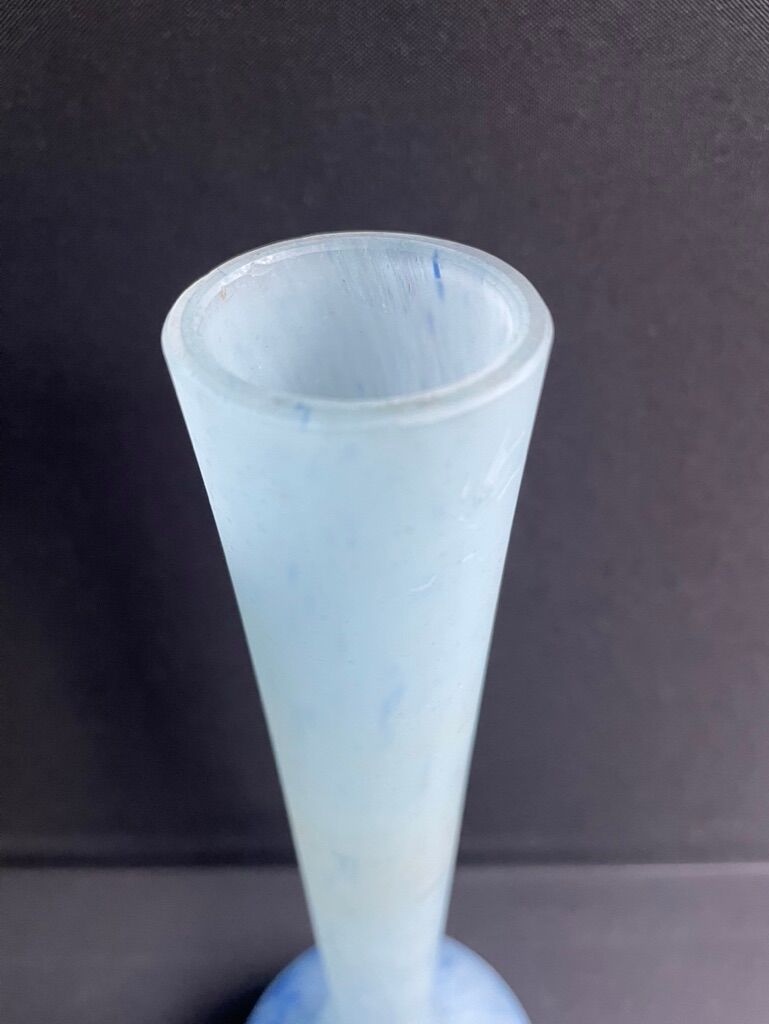 Soliflore vase – Marble glass – Daum or Delatte