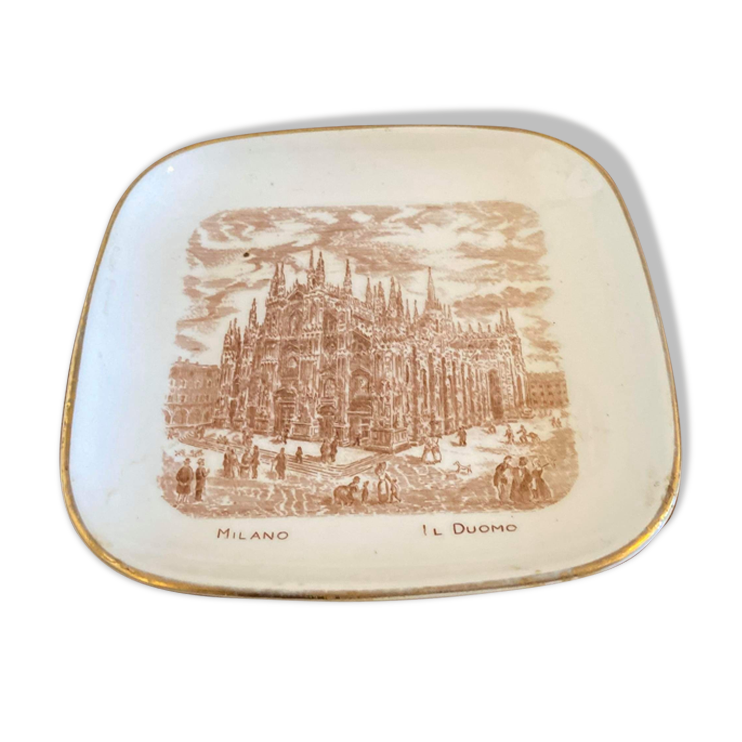 Porcelain plate representing the Milan Cathedral