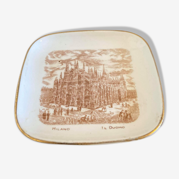 Porcelain plate representing the Milan Cathedral