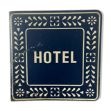 Two-sided iron plate Hotel and pottery