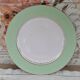 Plat rond marli vert d'eau et frise dorée Cafés Lemaire