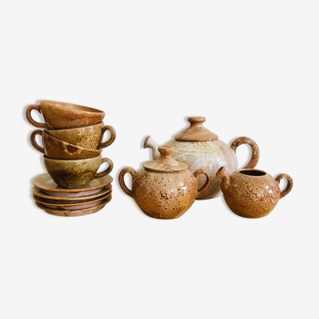 Vintage tea set in glazed terracotta