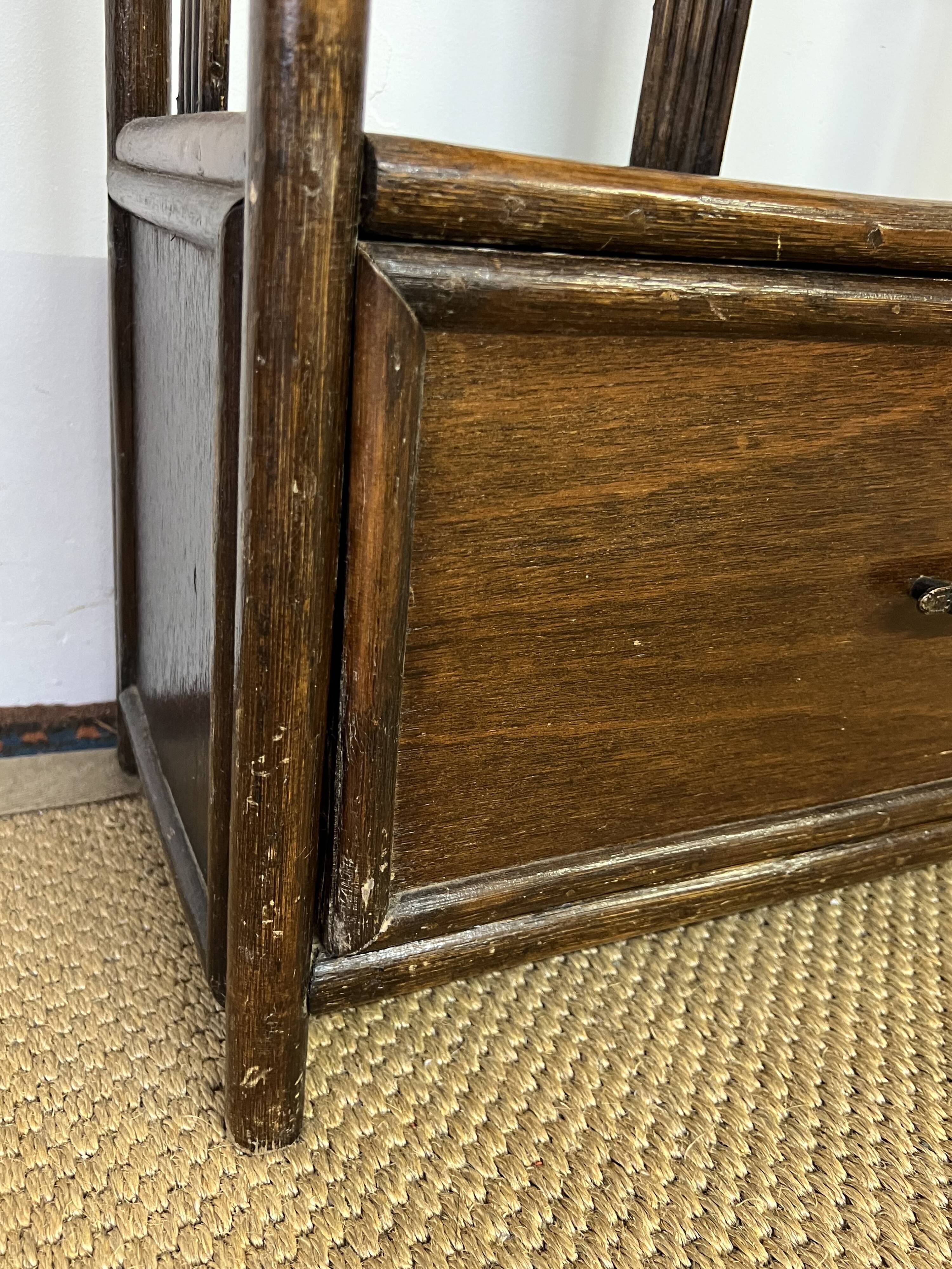 Etagère bibliothèque vintage en rotin et bambou