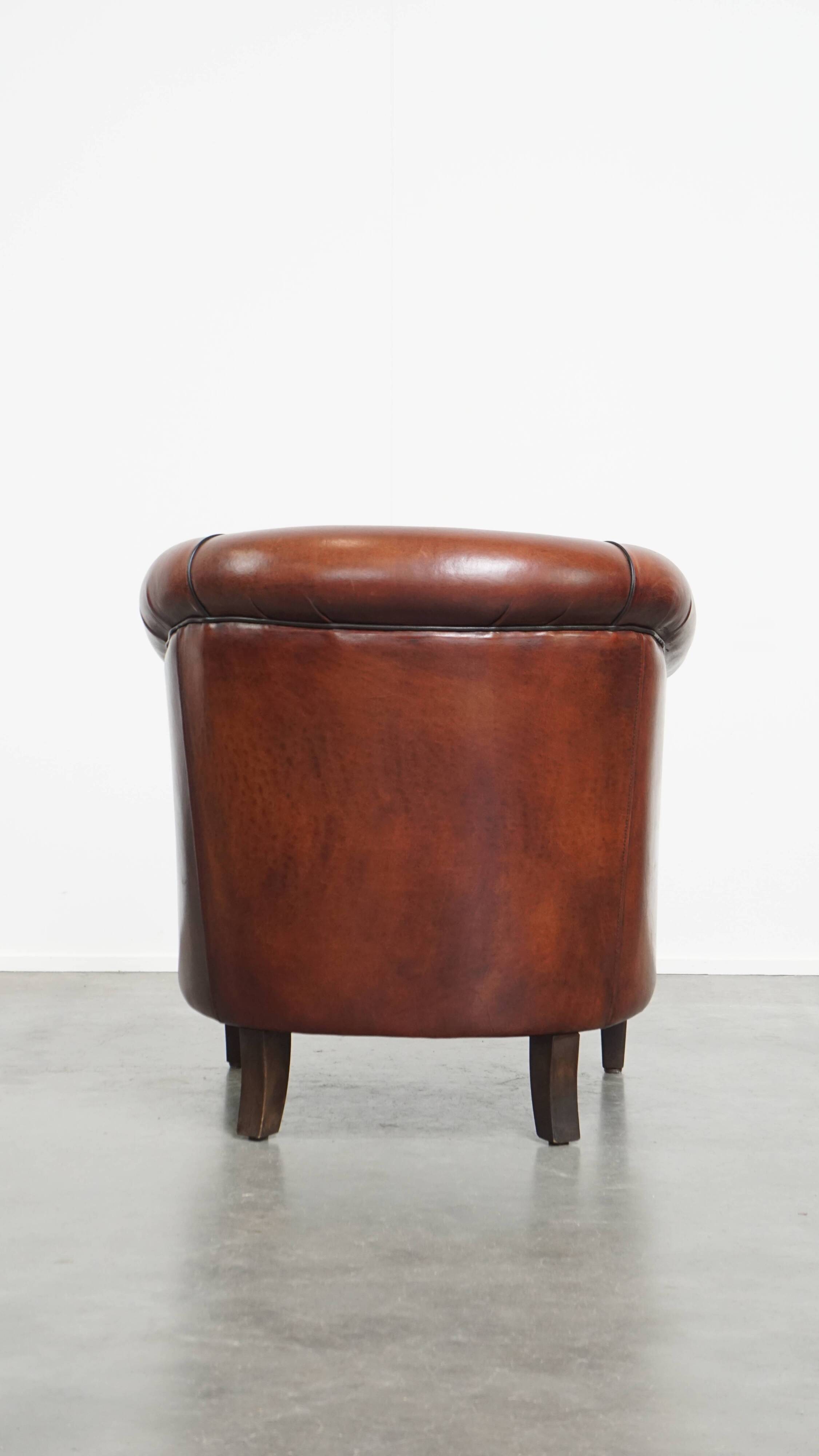 Sheepskin Leather Club Chair with Black Piping