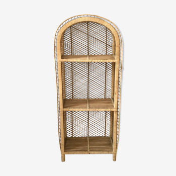 Wicker shelf