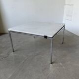 Table basse carrée n 807 par Alain Richard