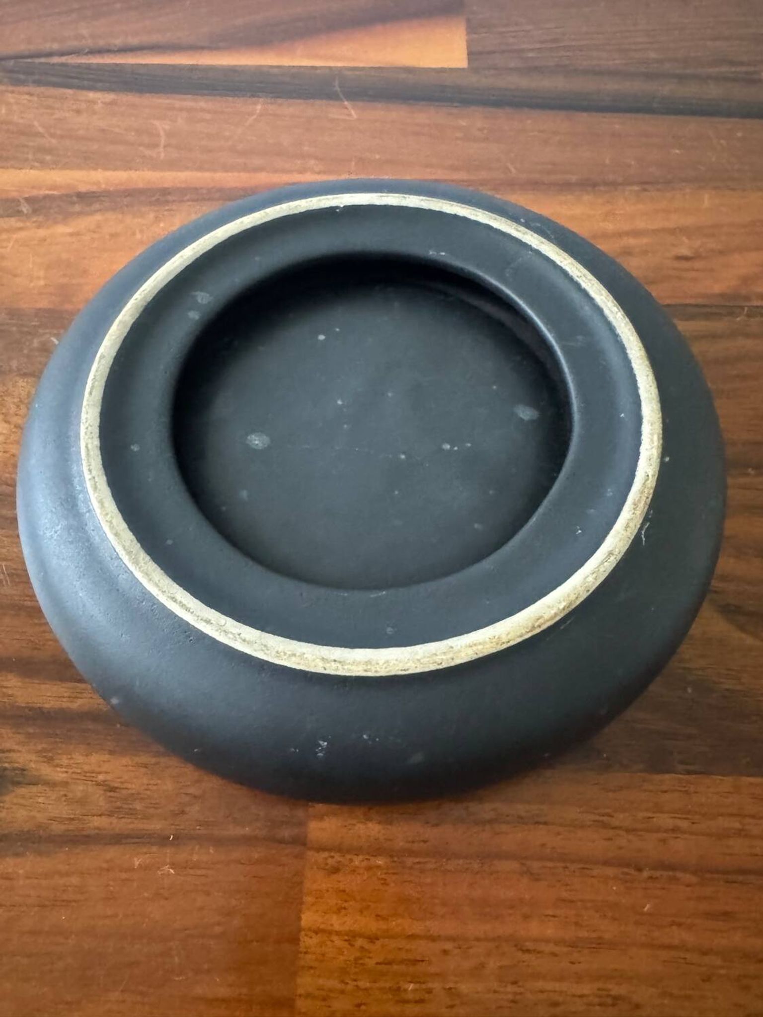 Memphis black ceramic pocket tray from the 80s