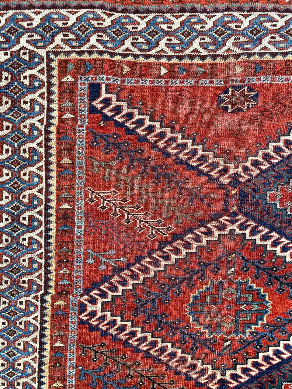 Persian carpet of ghashghai 218x310 cm