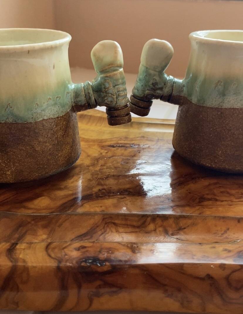 Cafetière, tasses céramiques organiques