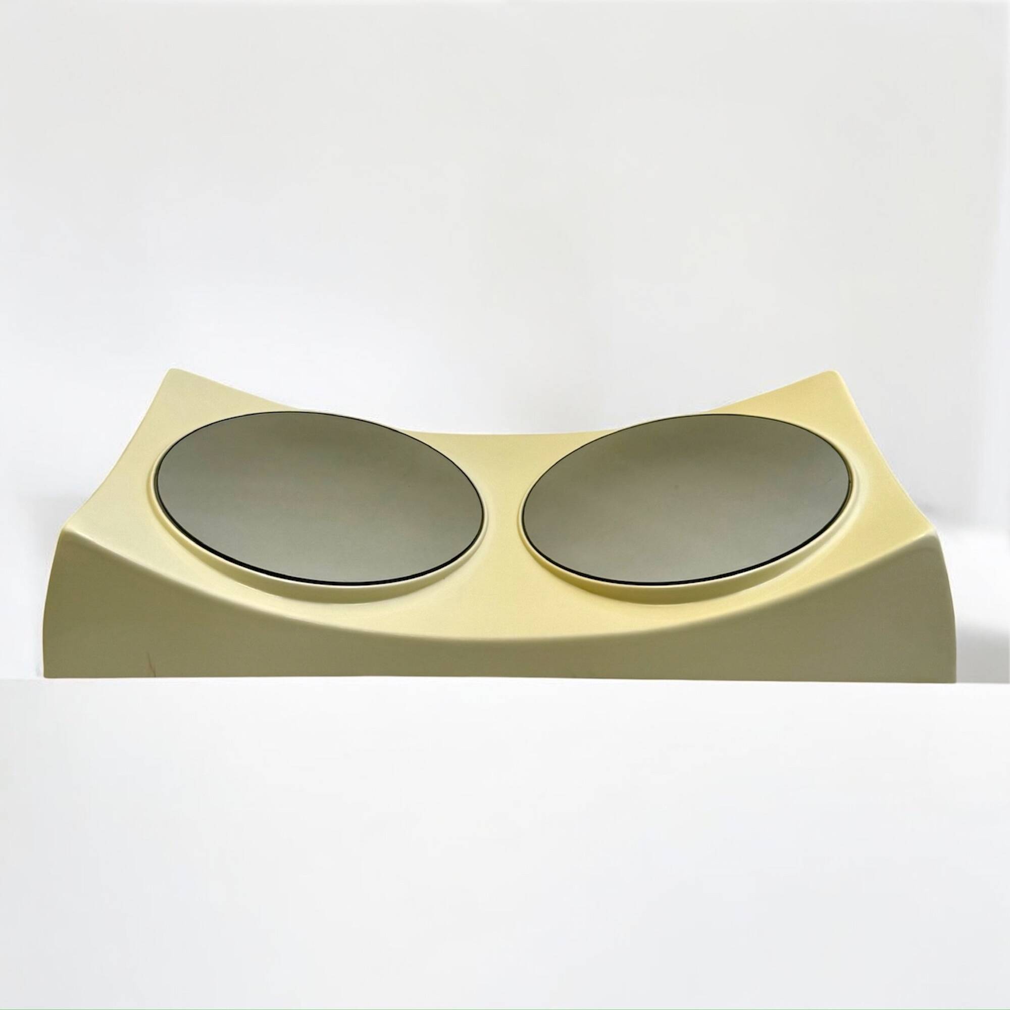 Miroir mural italien OVNI, plastique ivoire flexible, design vintage de l'ère spatiale,