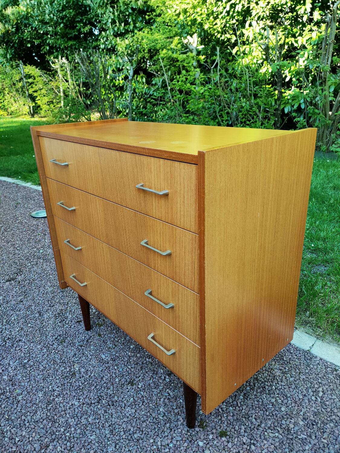Vintage 4-drawer Scandinavian-style chest of drawers