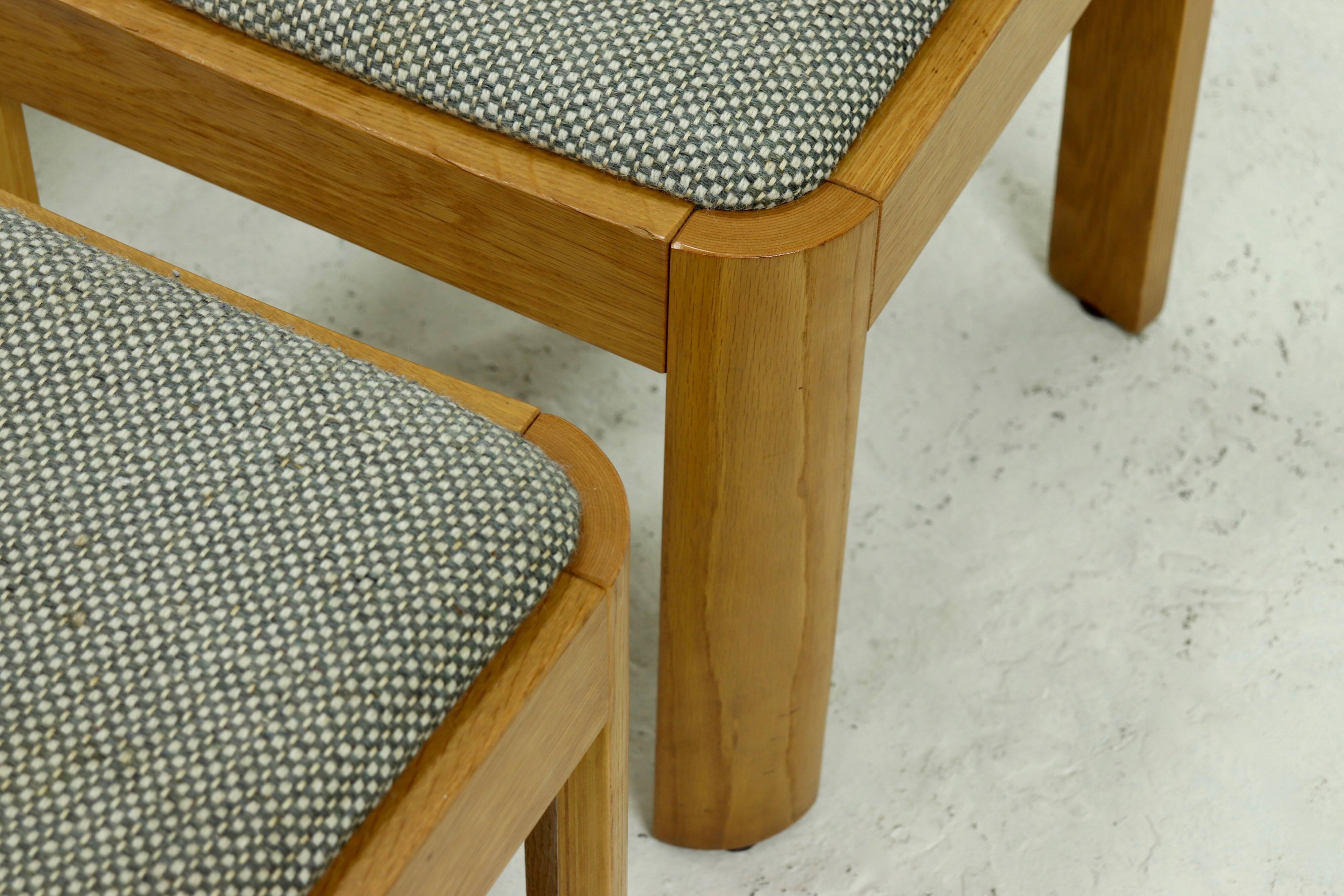 Set of 4 sculptural dining chairs in light oak, 1970s